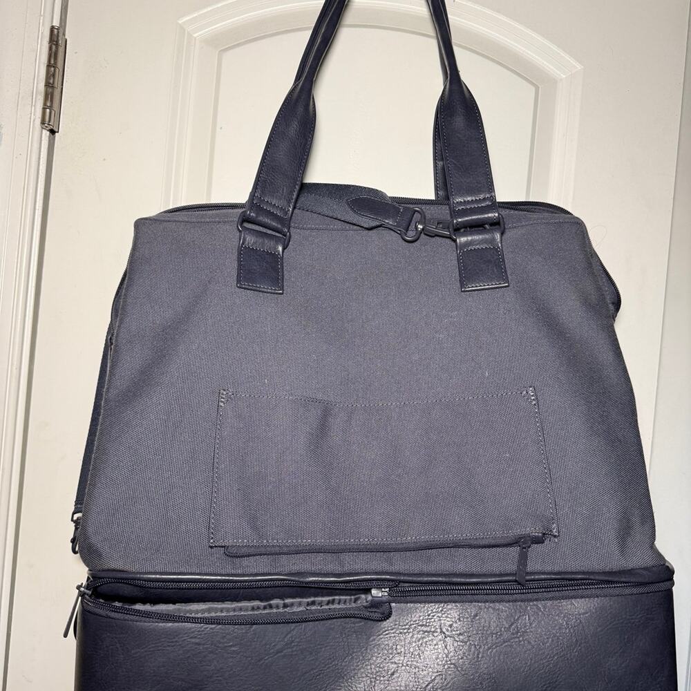 Beis Weekender Mini Bag - Picture 5 of 7